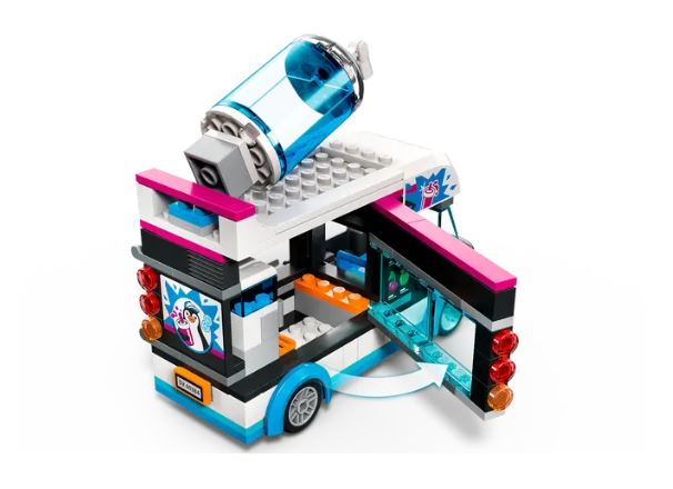 LEGO 60384 City Penguin Slushy Van