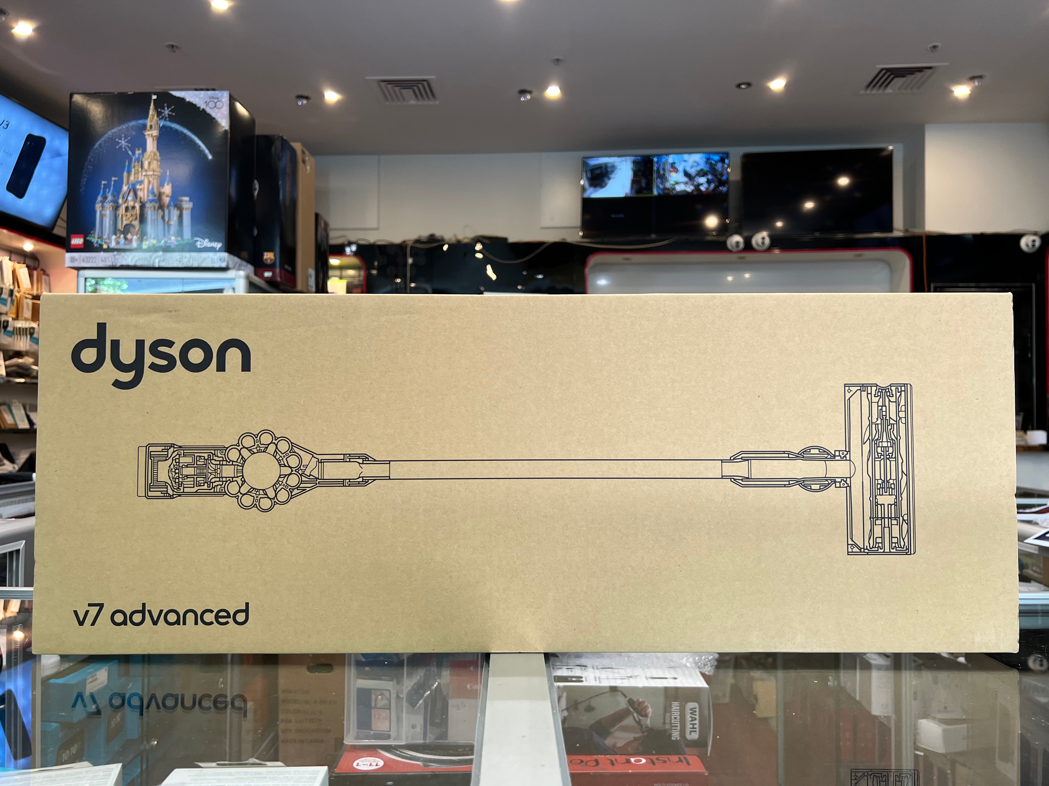 Dyson V7 Advanced Cordless Stick Vacuum
