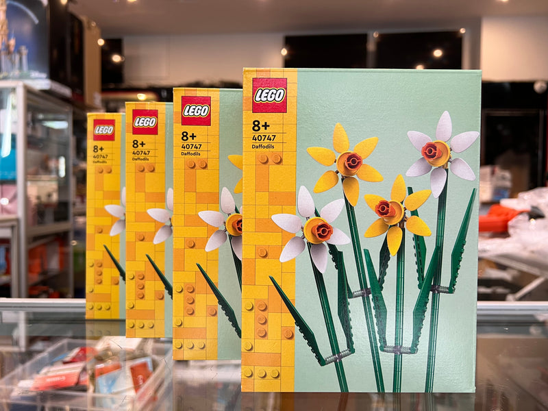 LEGO Botanical Collection 40747 Daffodils