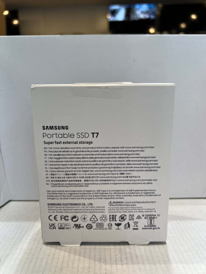 Samsung T7 Portable SSD - 1TB Metallic Red