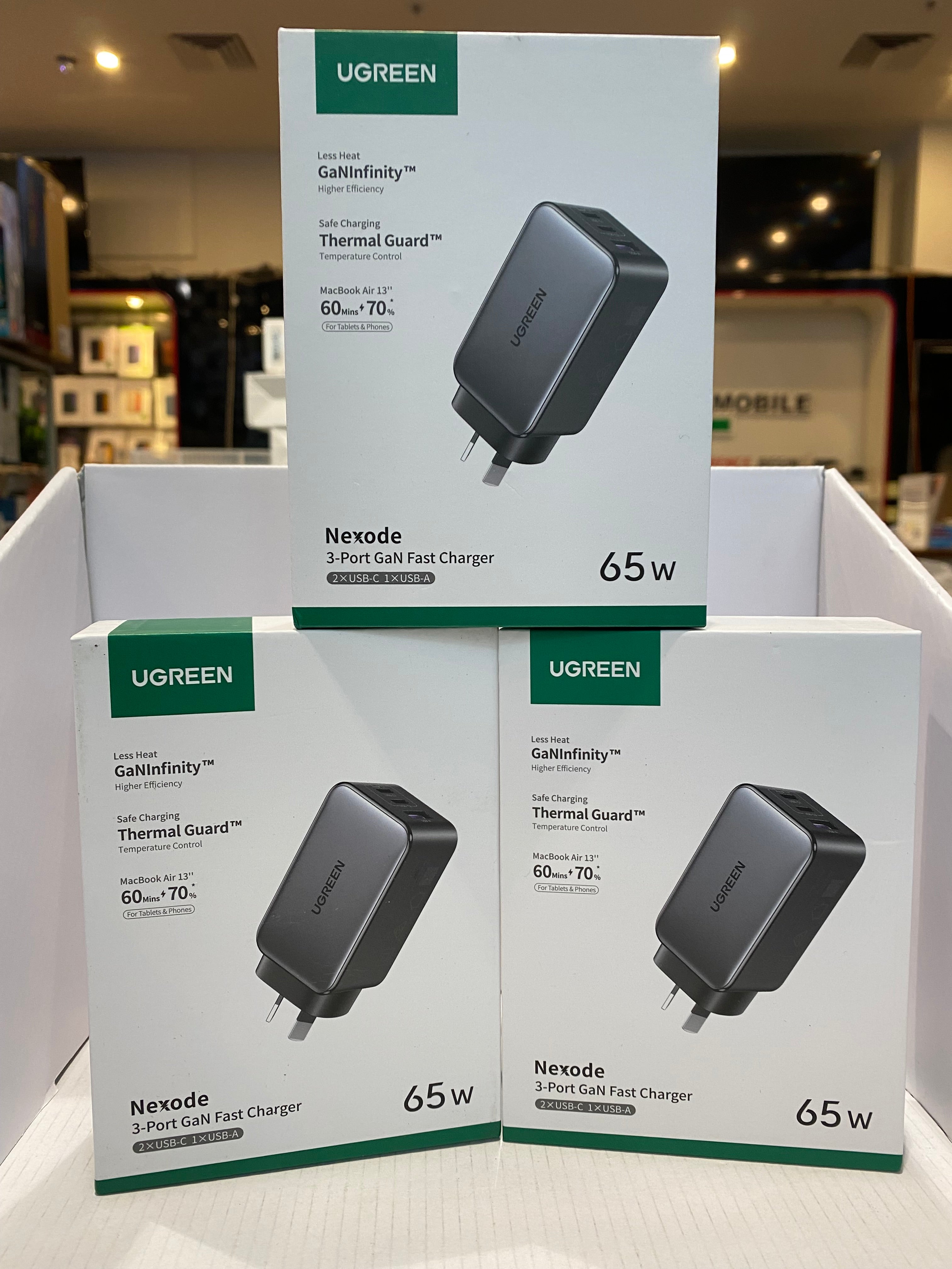UGREEN  65W 3 Ports(2X USB C+1X USB A) GaN II Fast Charger