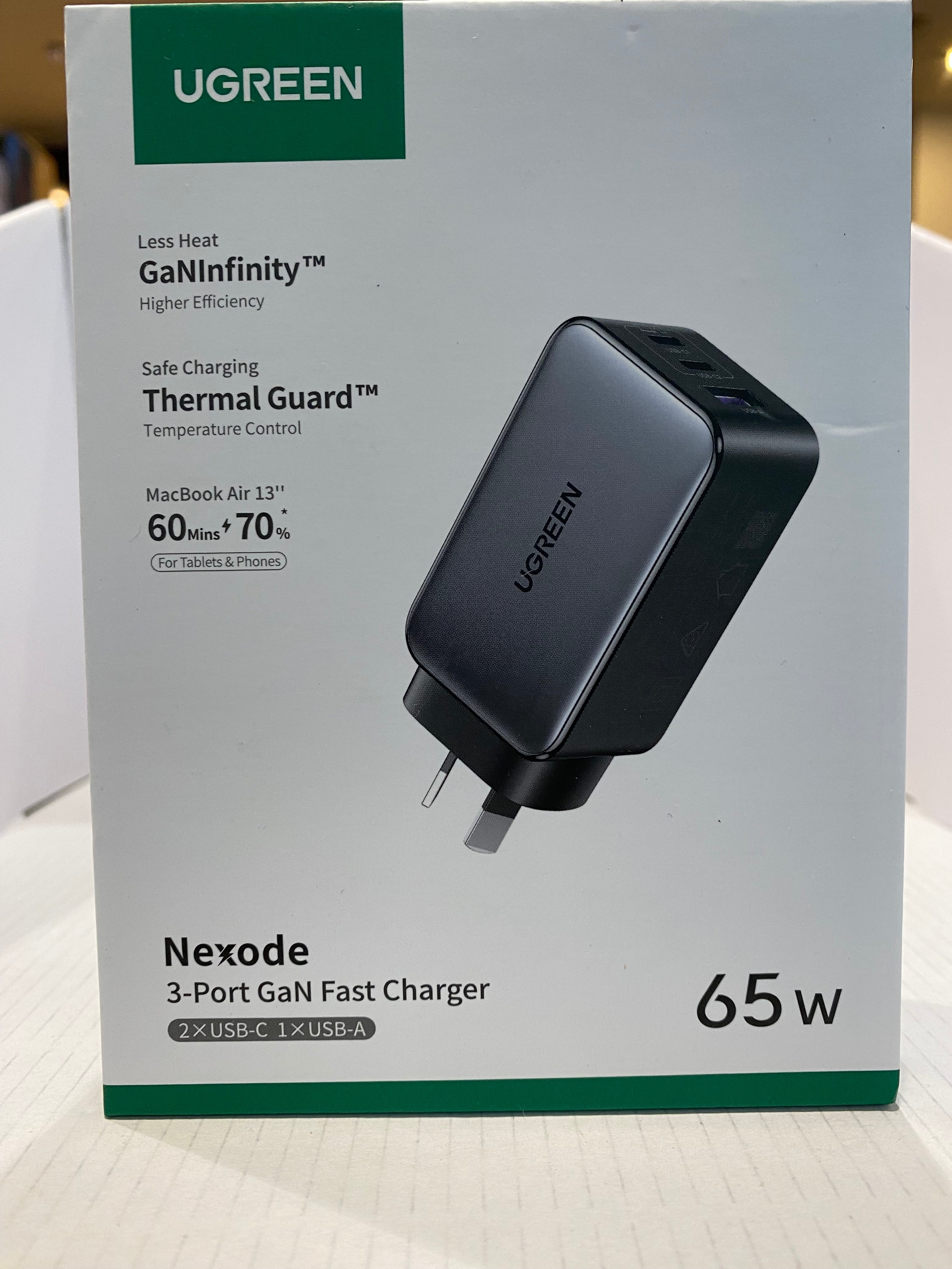UGREEN  65W 3 Ports(2X USB C+1X USB A) GaN II Fast Charger