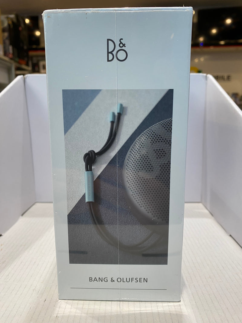 Bang and Olufsen Beosound A1 2nd Gen
