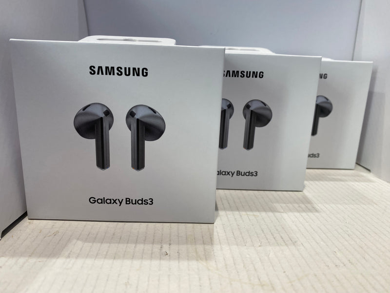 Samsung Galaxy Buds3 Silver Active Noise Cancelling Earbuds