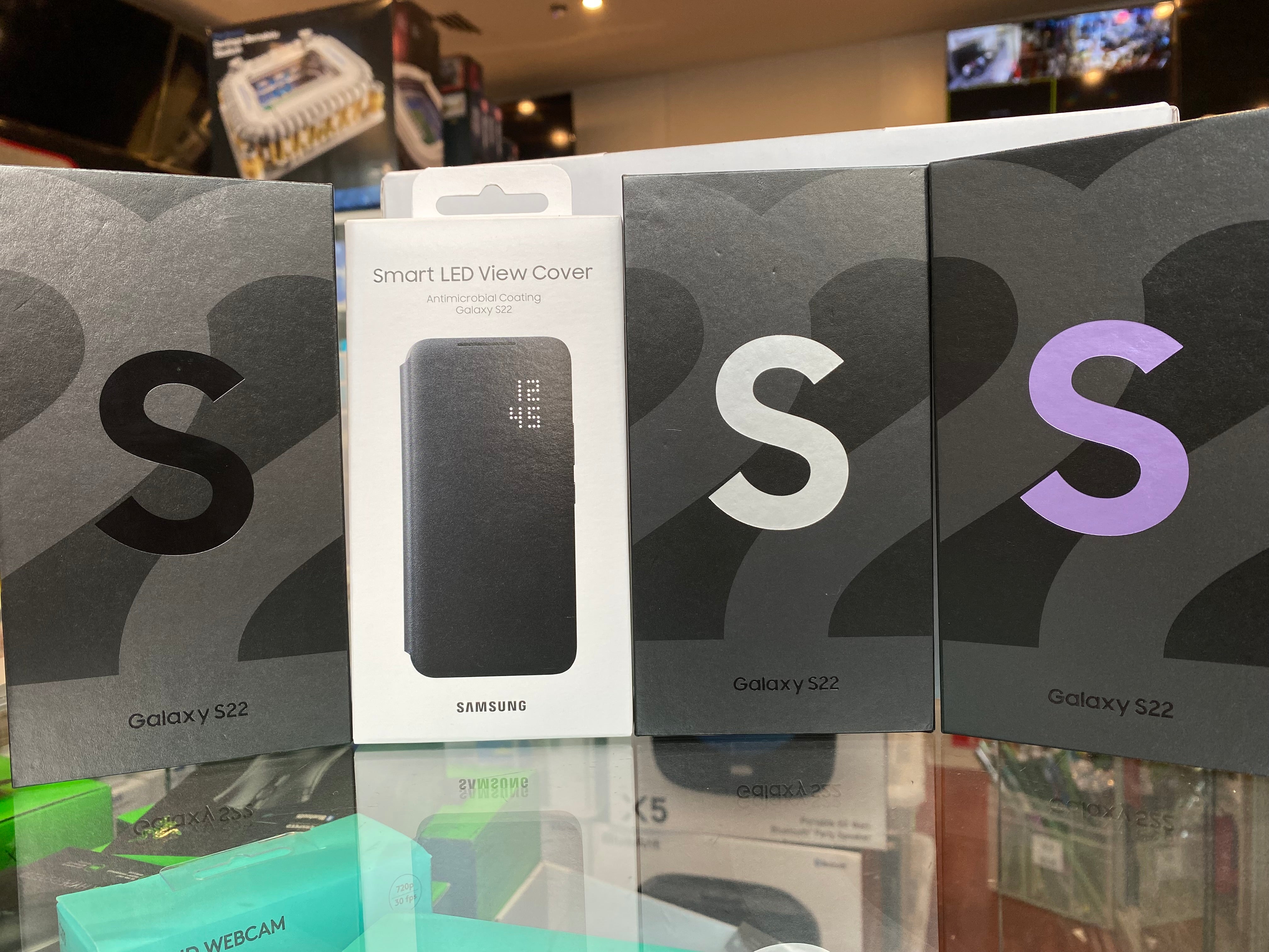 Samsung Galaxy S22 5G Dual SIM 8GB / 128GB