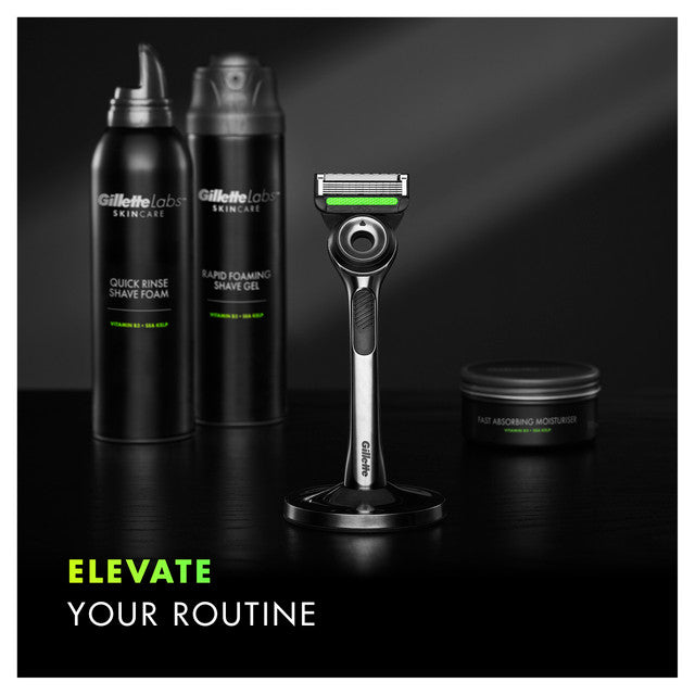 Gillette Labs with Exfoliating Bar Men’s Razor with 2 Blade Refills